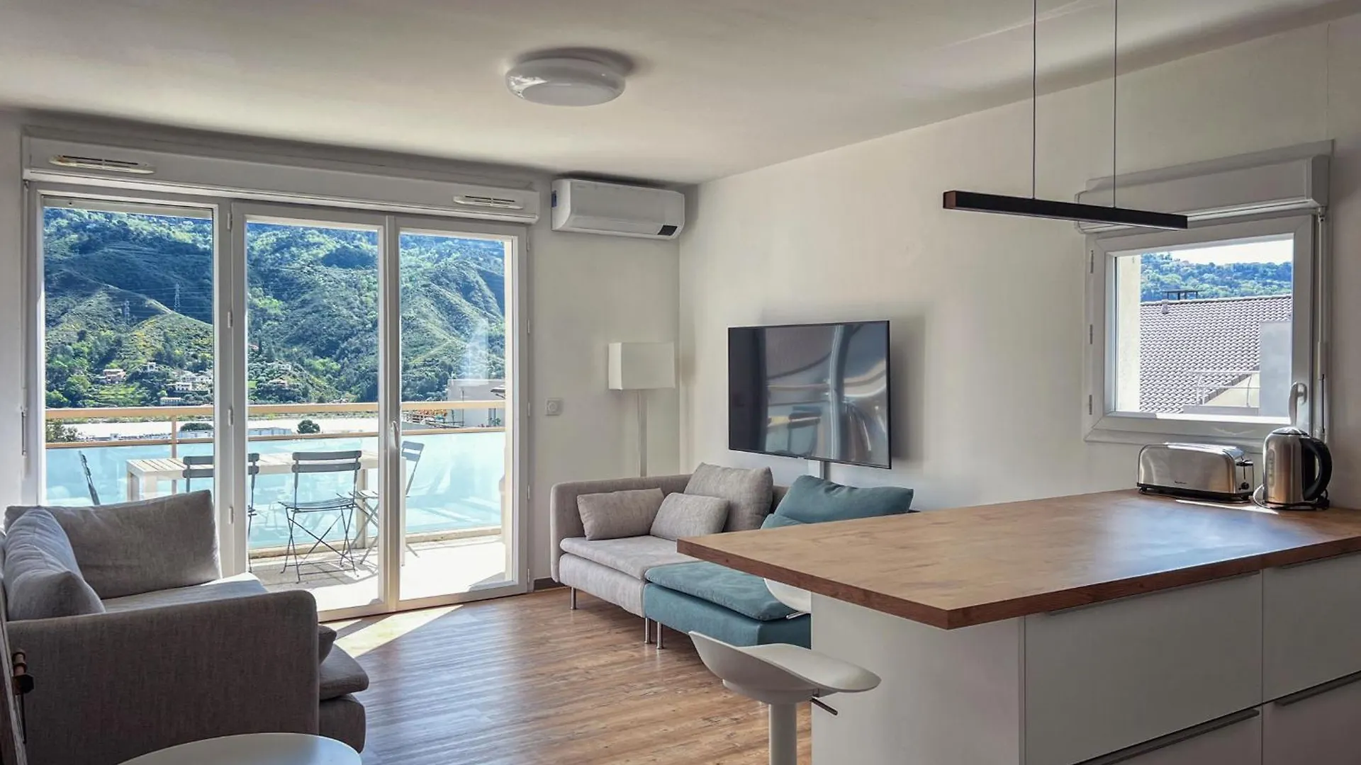 Flat Apartment Carros