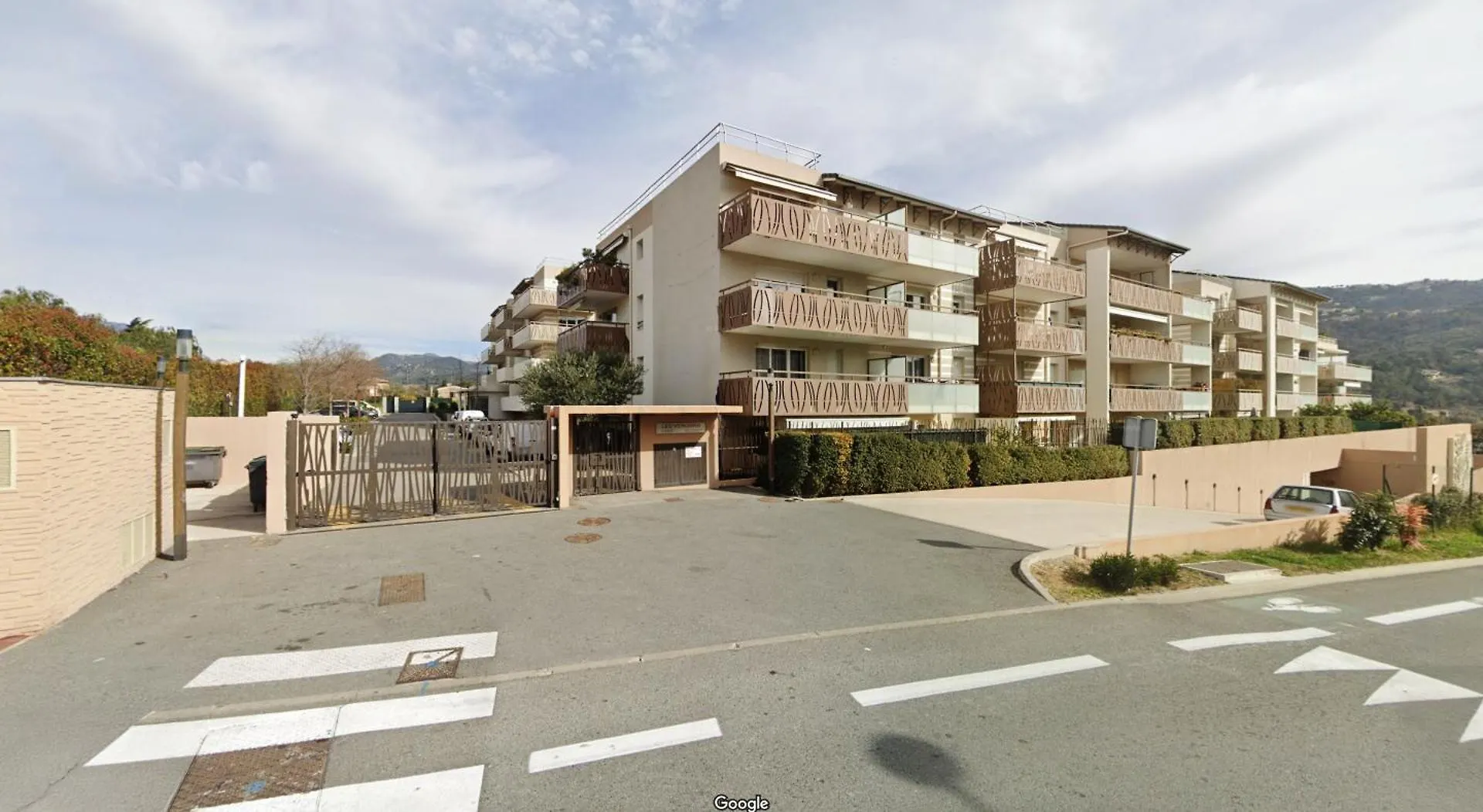 Flat Apartment Carros
